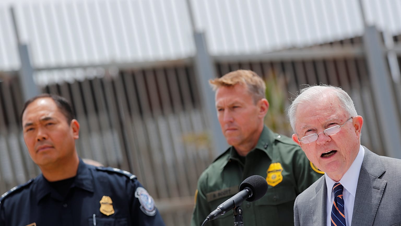 Jeff Sessions durante la rueda de prensa