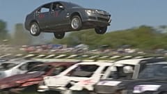 Чемпионат по прыжкам на автомобилях