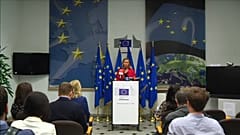 EU holds firm on Iran deal in wake of US pullout