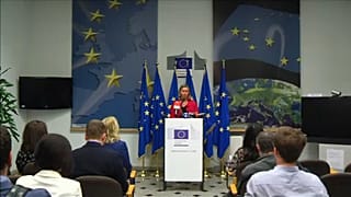 EU holds firm on Iran deal in wake of US pullout