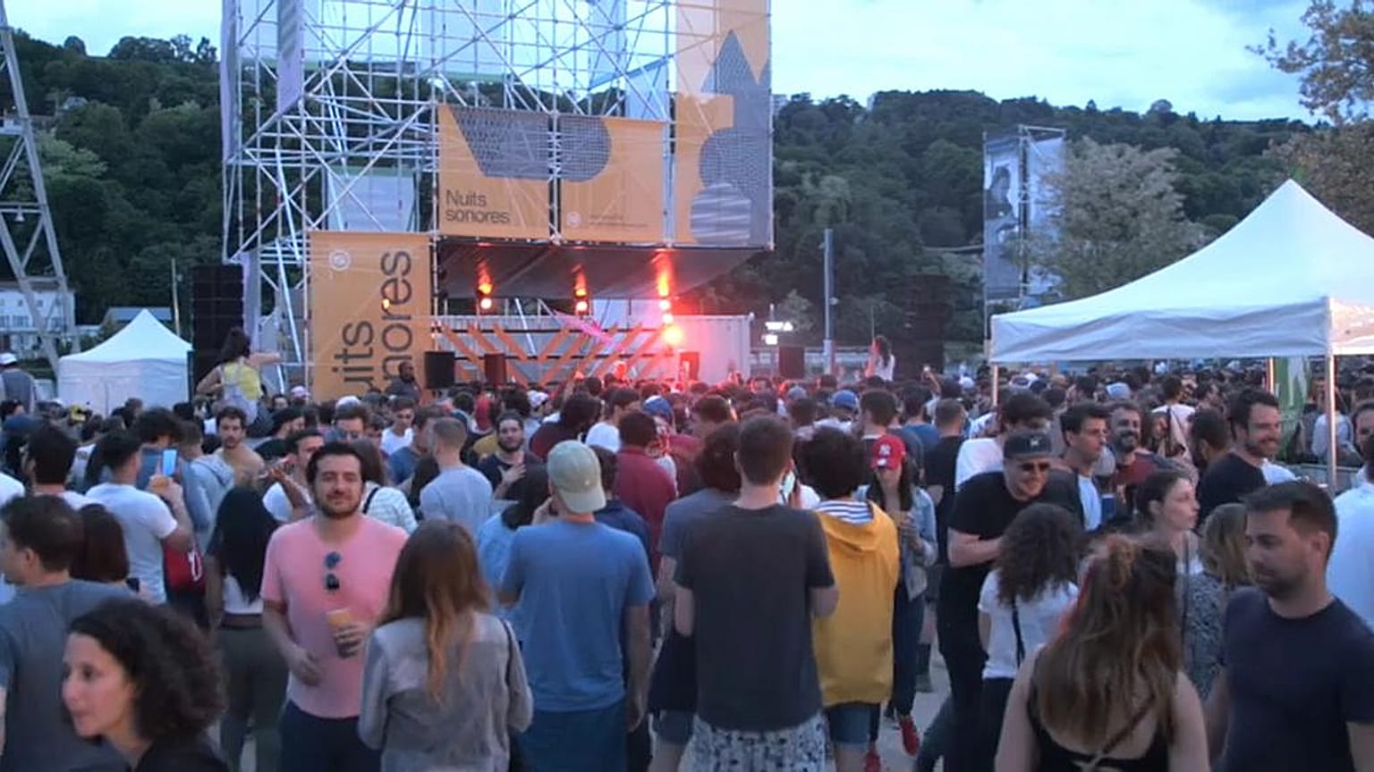 Στους ρυθμούς του φεστιβάλ Nuits Sonores η Λυών
