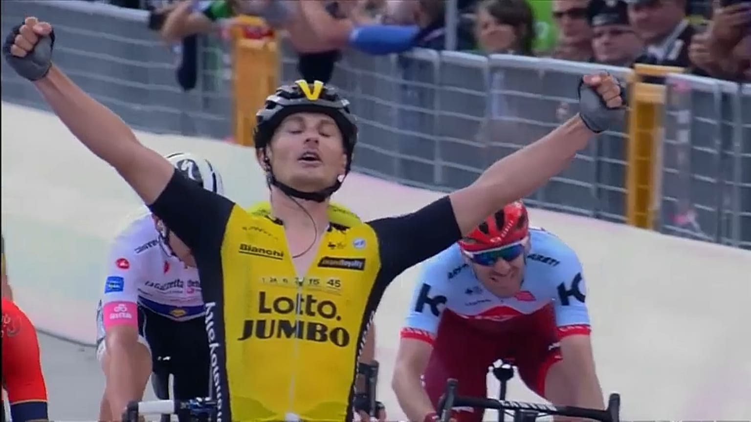 Enrico Battaglin s'impose avant l'Etna