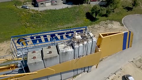 İsviçre'de leylek yuvası inşaat çalışmalarını durdurdu 