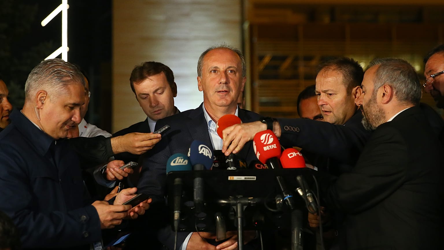Cumhurbaşkanı adayı İnce Erdoğan'a başarı diledi