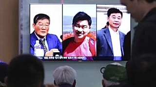 Kim Dzsong Un gesztusa a három amerikai szabadulása