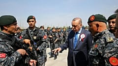 اعتقال العشرات من أفراد القوات الجوية في تركيا 