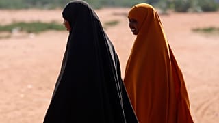 الصومال: رجم سيدة حتى الموت بسبب جمعها بين 11 زوجا
