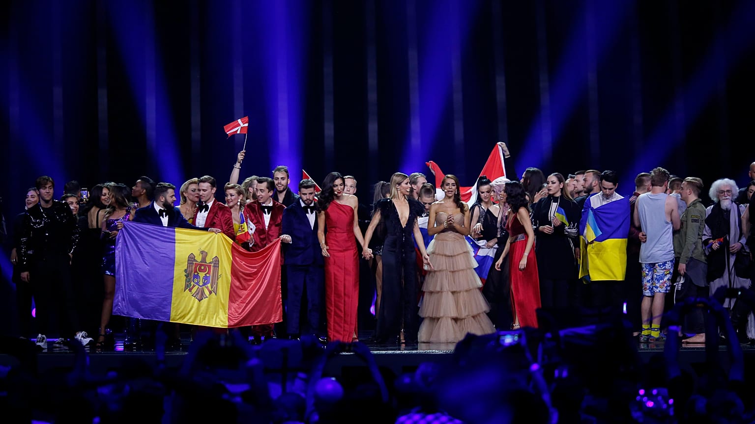 I finalisti sul palco di Eurovision