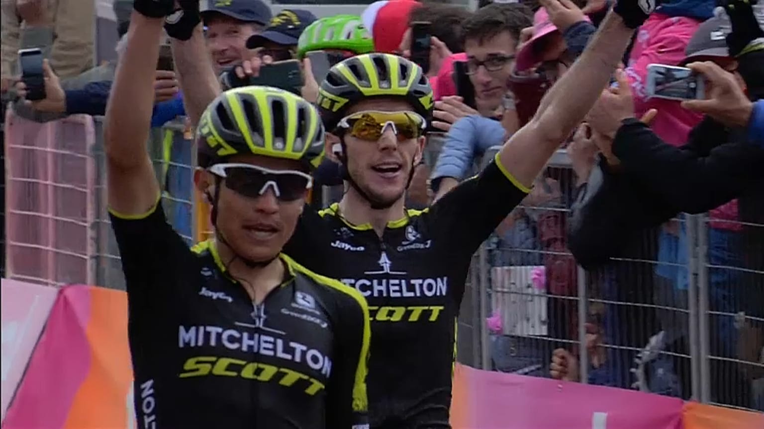 Esteban Chaves et Simon Yates domptent l'Etna