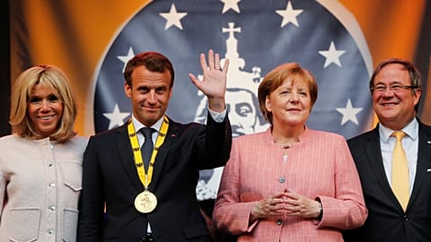 Emmanuel Macron reçoit le Prix Charlemagne