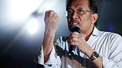 FILE PHOTO Anwar Ibrahim speaks during election campaign Kuala Lumpur 2013