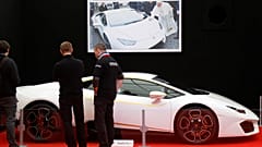 Lamborghini offerte au pape François vendue aux enchères Monaco 12/05/2017.