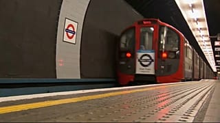London trains and buses will no longer carry junk food ads