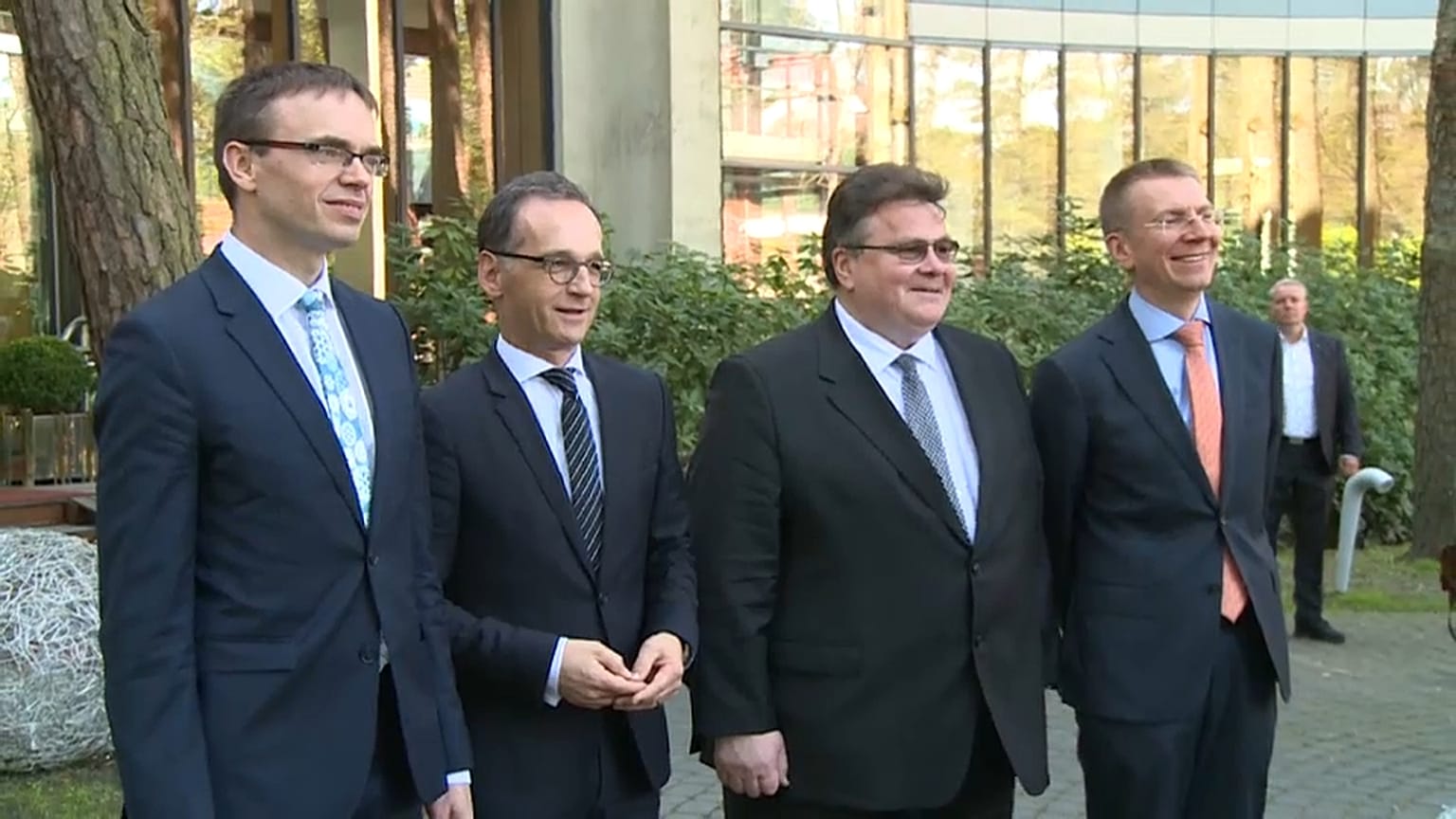 Die Außenminister von Estland, Deutschland, Litauen und Lettland (vlnr)