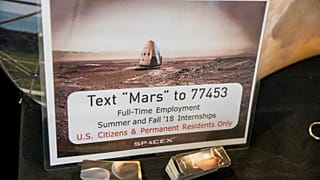 SpaceX yeni roketi Falcon 9'un yeni versiyonunu denedi