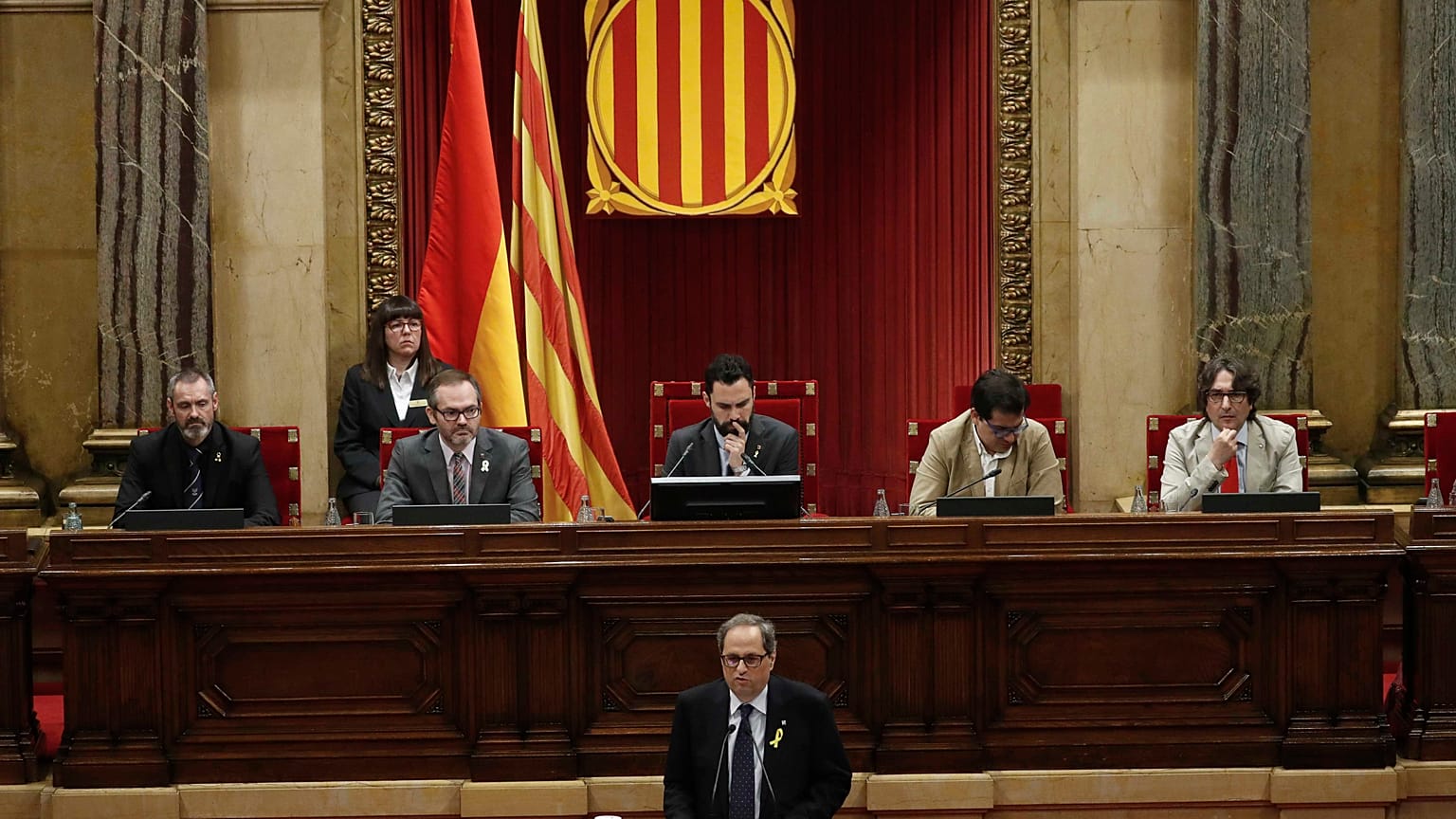 Quim Torra am Redepult des katalanischen Parlaments