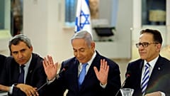 Netanyahu dança como Netta e abre reunião do governo com "Toy"