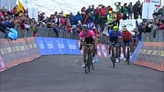 Yates gana la novena etapa del Giro y es más líder