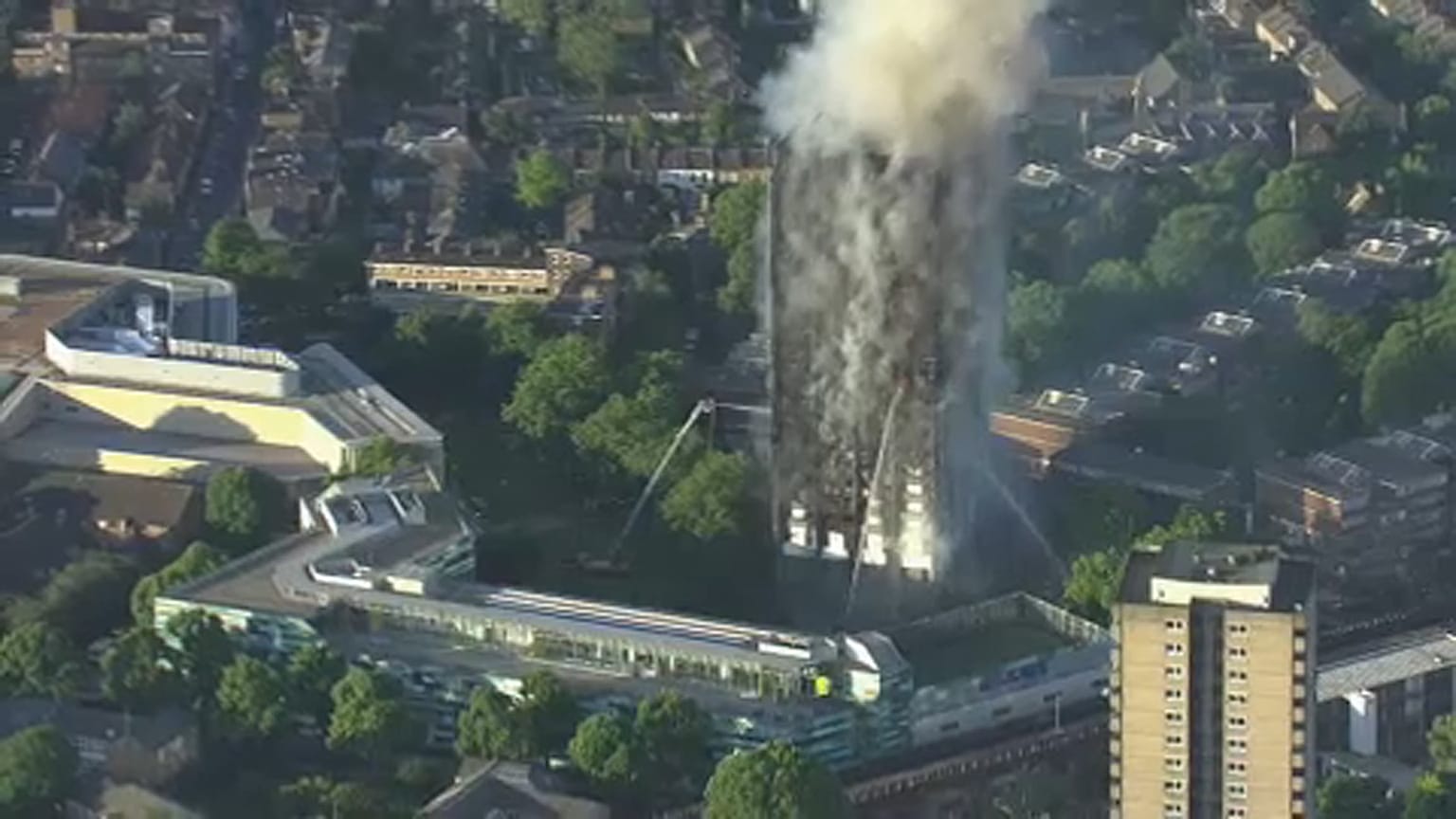 Mélyebbre ásnak a Grenfell-tűzzel kapcsolatban