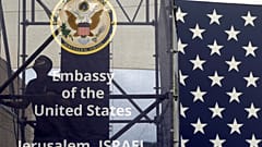كل ما تريد أن تعرفه عن نقل السفارة الأميركية إلى القدس 