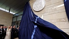 شاهد: إيفانكا ومنوتشين يدشنان مقر السفارة الأمريكية في القدس