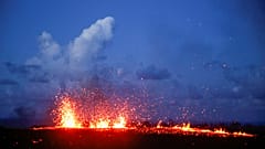 Lava continua a ameaçar casas e estradas no Havai