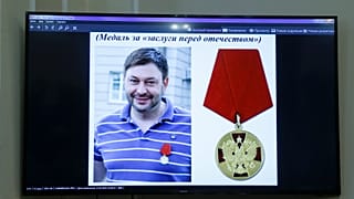 СБУ заявляет об изъятии у Вышинского российской госнаграды