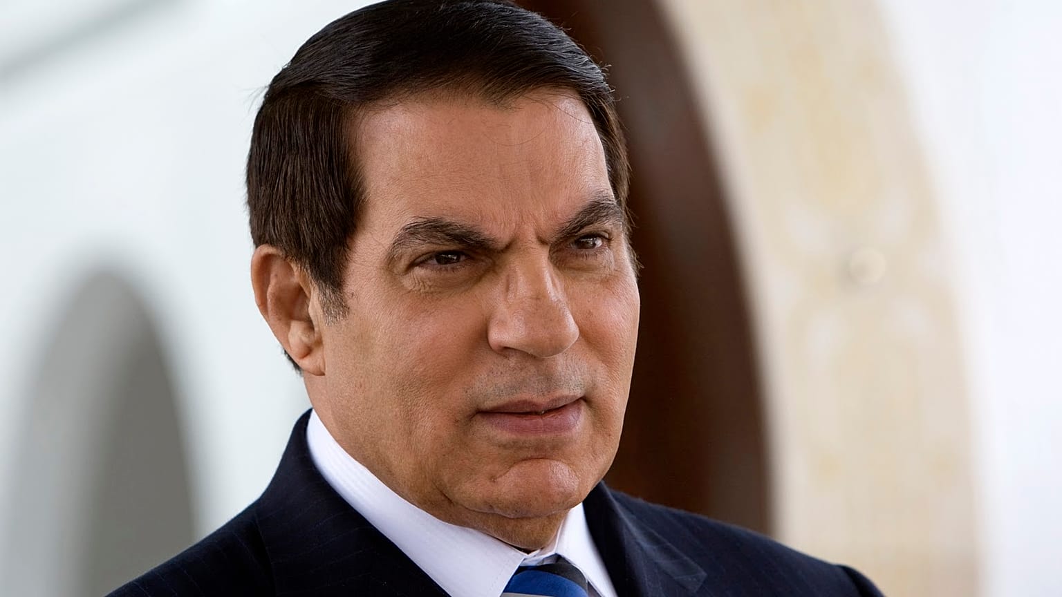 الرئيس التونسي الأسبق زين العابدين بن علي