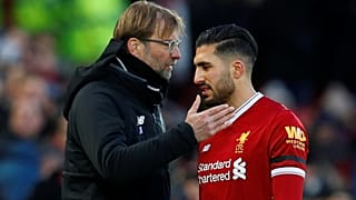Emre Can mit Liverpools Trainer Jürgen Klopp im März 2018