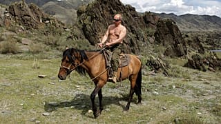 ¿Vladímir el vigoroso? Un recopilatorio de los intentos de retratar a Putin como un líder de acción