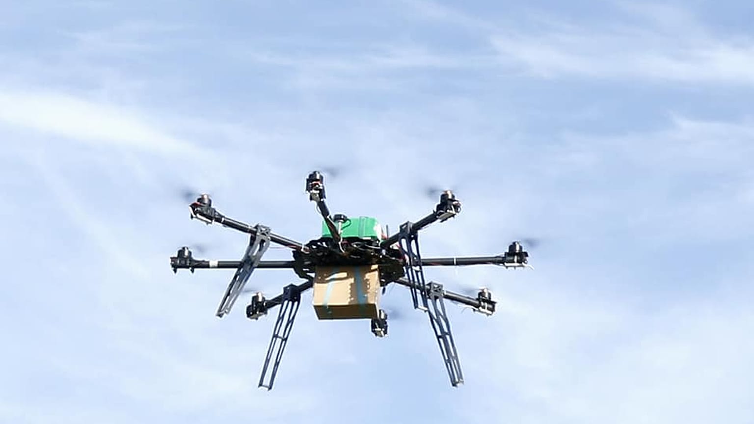 Ταχυδρομείο με drone 