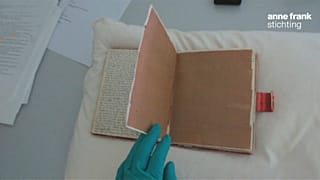 Découverte de deux pages inédites du journal d'Anne Franck