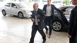 Αντικειμενικές, υγεία και δημόσια διοίκηση στη διαπραγμάτευση με τους θεσμούς 