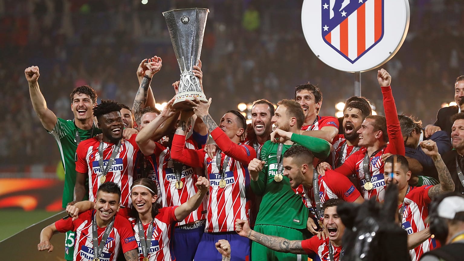 أتلتيكو مدريد يقسو على مارسيليا بثلاثية ليفوز بلقب الدوري الأوروبي