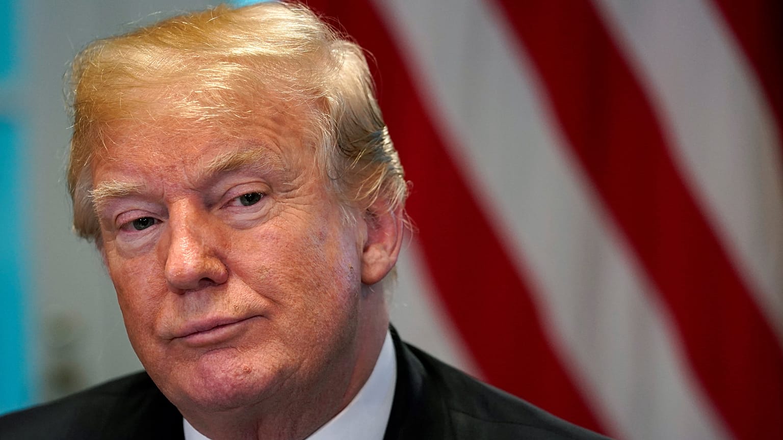 Трамп заплатил порноактрисе?