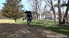 Le robot Atlas de plus en plus "humain"