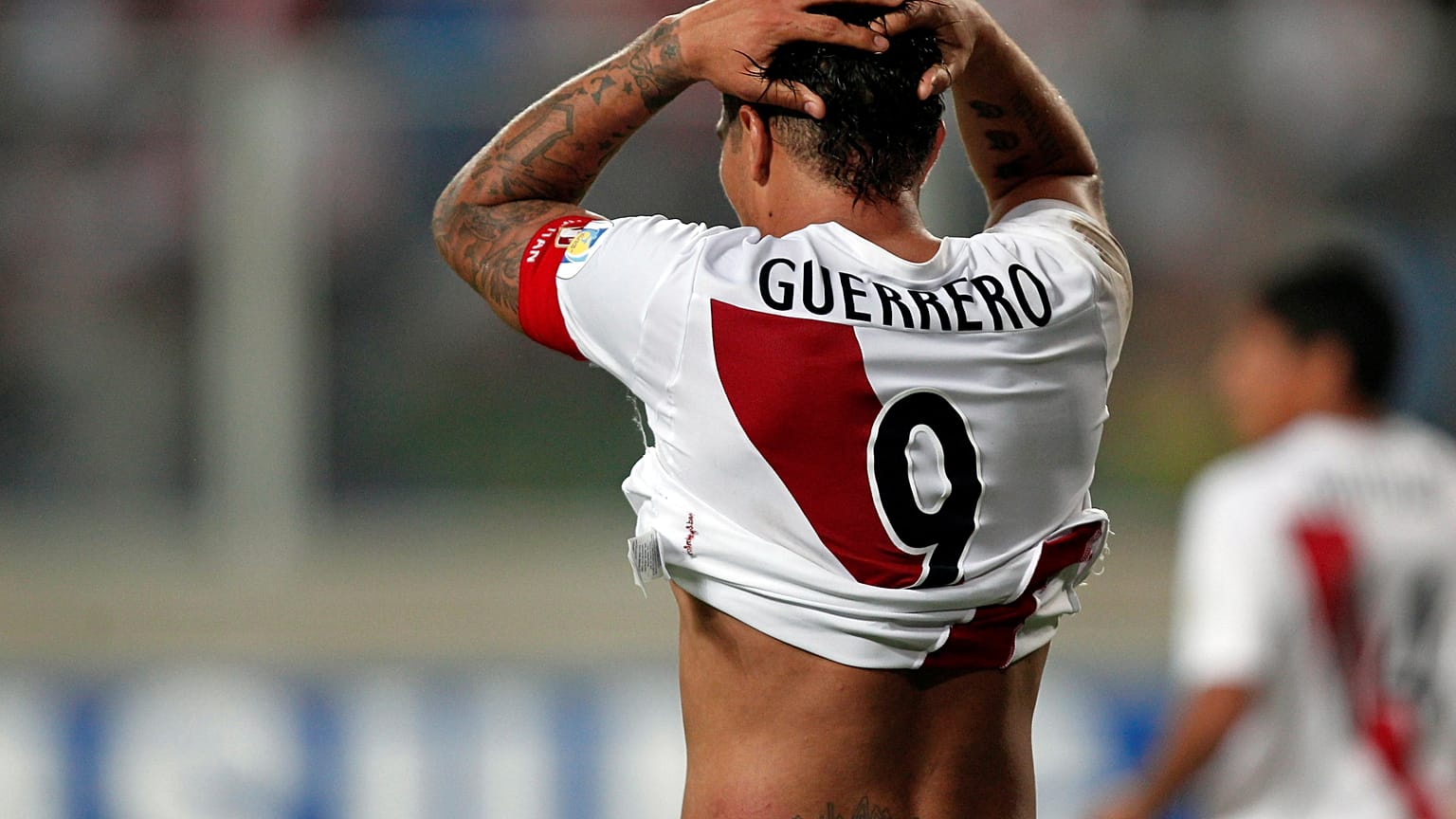 Paolo Guerrero mantiene que se queda sin Mundial “por un té”
