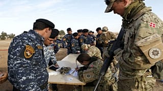 الدنمارك تعلن سحب قواتها الخاصة من العراق