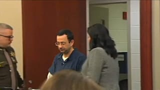 Larry Nassar à chegada ao tribunal