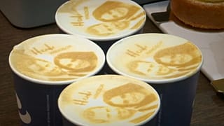 Royal wedding fever takes on frothy flavour