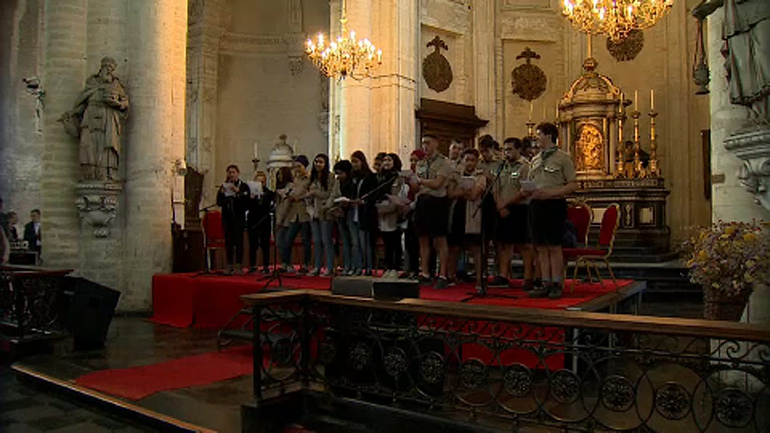 Chorale interreligieuse dans une église de Bruxelles