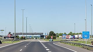 Kurdisches Mädchen (2) bei Verfolgungsjagd auf der Autobahn erschossen