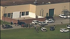 Diez muertos en el último tiroteo en un colegio de EEUU