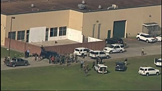 Diez muertos en el último tiroteo en un colegio de EEUU