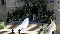 The most awaited wardobe choice of all: Meghan Markle arrives