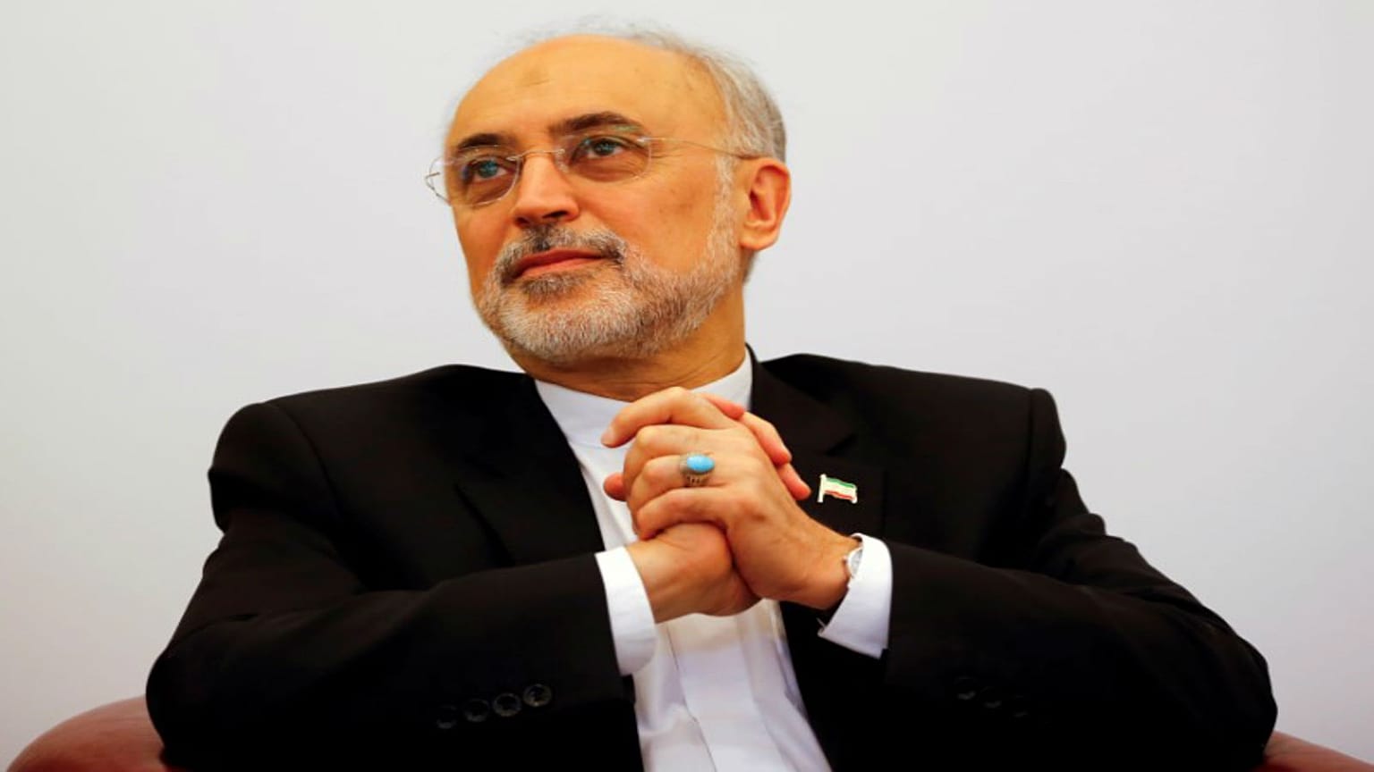 أوروبا تتودد لإيران وطهران تكشف عن خياراتها في حال انهار الاتفاق النووي
