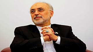 أوروبا تتودد لإيران وطهران تكشف عن خياراتها في حال انهار الاتفاق النووي