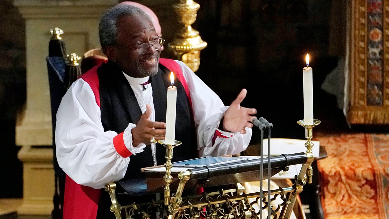 Windsor: Feurige Bischofsrede und Brautmutter mit Nasenpiercing