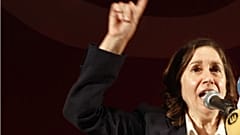 الموت يغيّب أيقونة المعارضة التونسية مية الجريبي