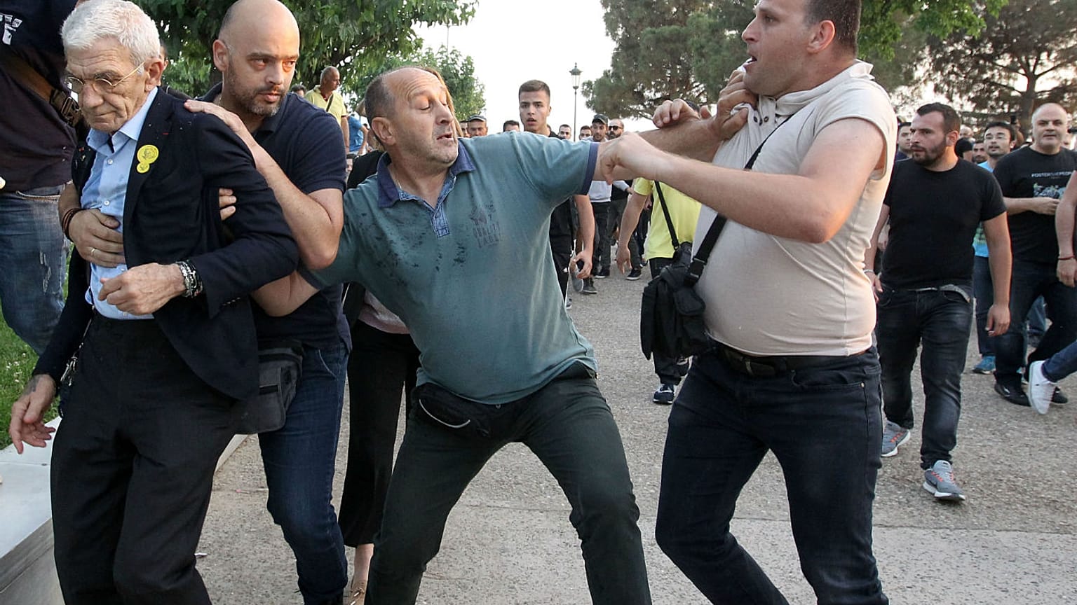 Προσαγωγές για την επίθεση στον Γιάννη Μπουτάρη
